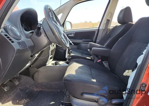 2011 Suzuki Sx4 z USA, uszkodzony, nr VIN JS2YB5A33B6303699